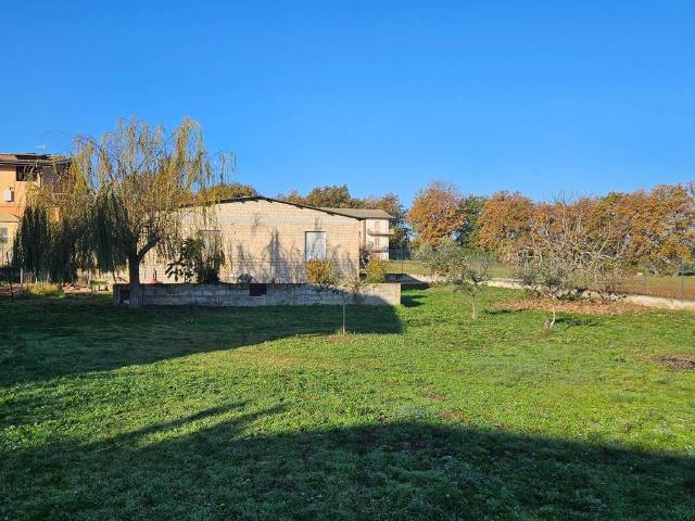 Villa Indipendente in vendita a Pianella, Abruzzo