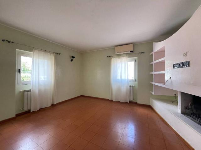 Villa Indipendente in vendita a Pianella, Abruzzo