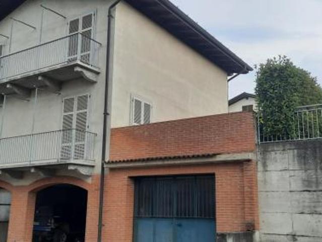 Villa Indipendente in vendita a Nibbiano, Reggio Emilia