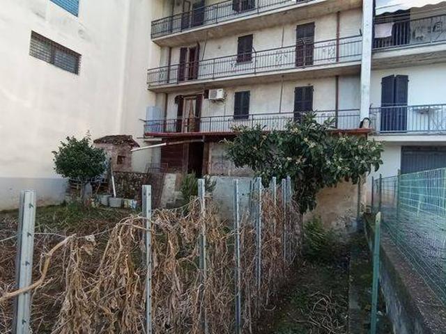 Villa Indipendente in vendita a Nibbiano, Reggio Emilia