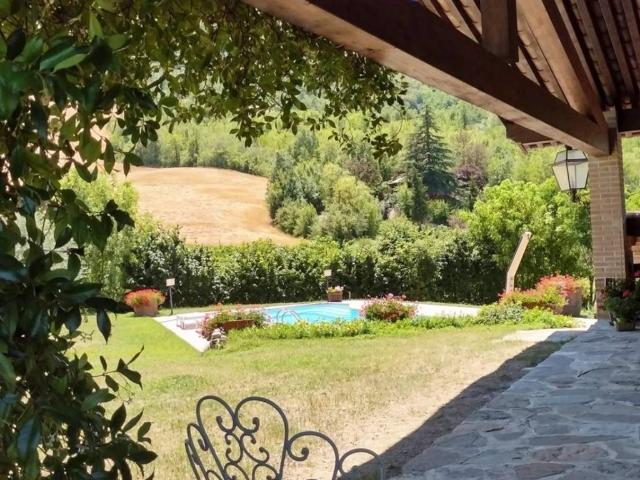 Villa Indipendente in vendita a Nibbiano, Reggio Emilia