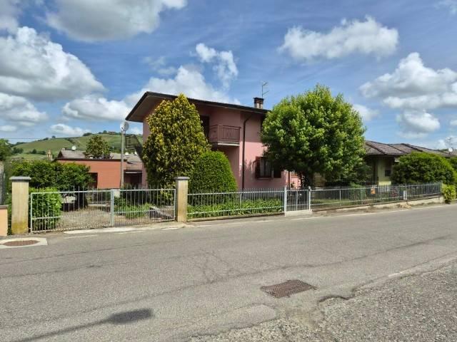 Villa Indipendente in vendita a Case Rebuffi, Pianello Val Tidone