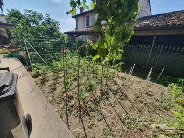 Villa Indipendente in vendita a Nibbiano, Reggio Emilia