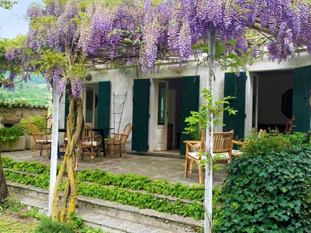 Villa Indipendente in vendita a Nibbiano, Reggio Emilia