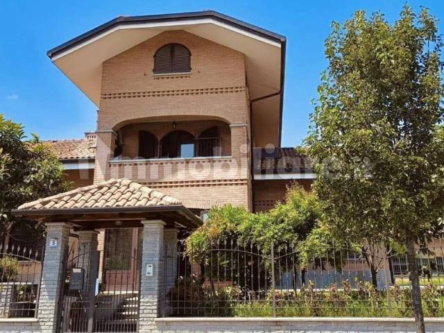 Villa Indipendente in vendita a Piemonte, Torino