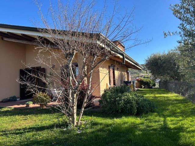 Villa Indipendente in vendita a Pianezze, Veneto