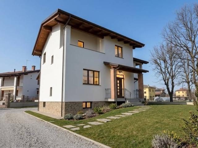 Villa Indipendente in vendita a Piemonte, Cuneo