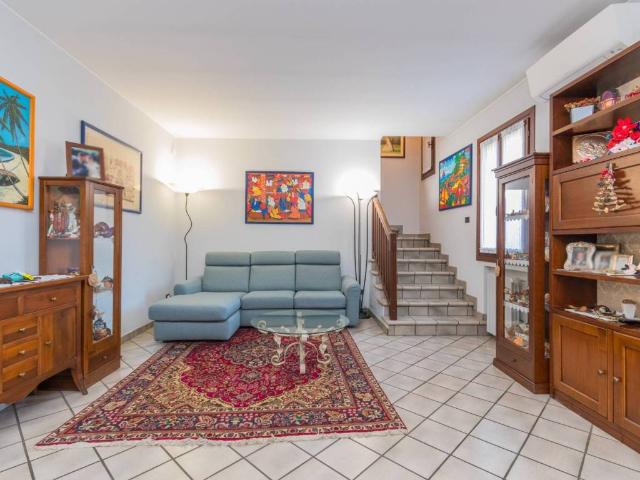 Villa Indipendente in vendita a Rivale, Pianiga
