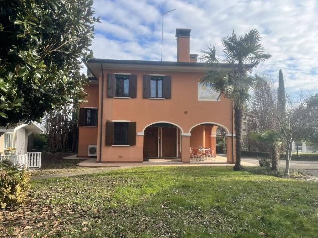 Villa Indipendente in vendita a Rivale, Pianiga
