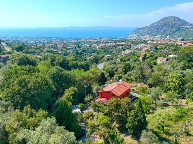 Villa Indipendente in vendita a Piano Di Sorrento, Campania