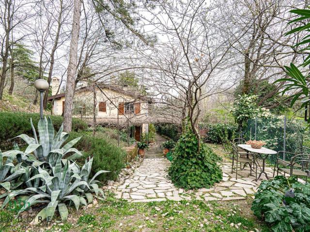 Villa Indipendente in vendita a Unione dei comuni Savena-Idice, Pianoro