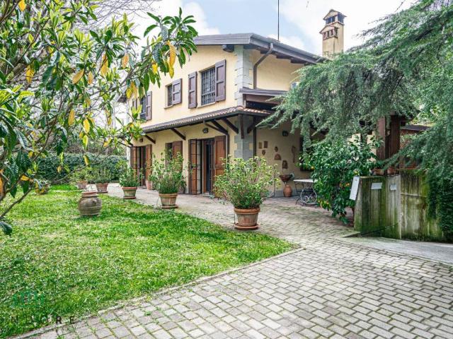 Villa Indipendente in vendita a Unione dei comuni Savena-Idice, Pianoro