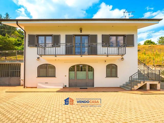 Villa Indipendente in vendita a Piemonte, Cuneo
