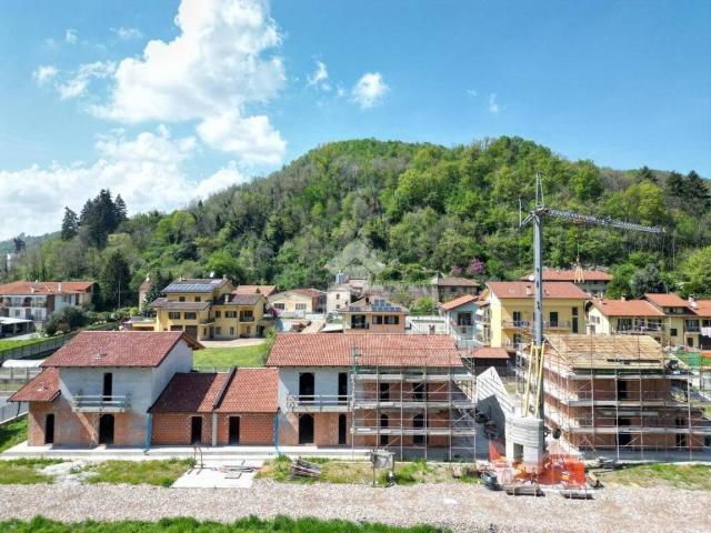 Villa Indipendente in vendita a Sant'Antonio (Piasco), Piasco