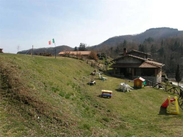Villa Indipendente in vendita a Cimocroce, Piazza al Serchio