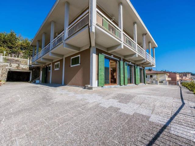 Villa Indipendente in vendita a Unione Comuni Garfagnana, Piazza Al Serchio
