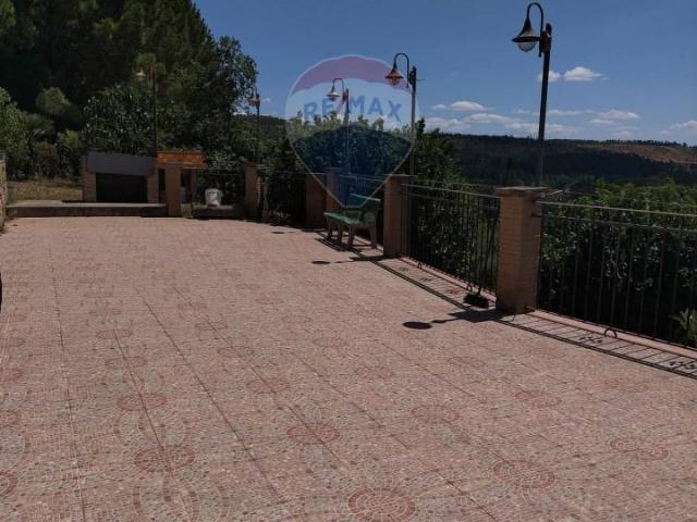 Villa Indipendente in vendita a Enna, Sicilia