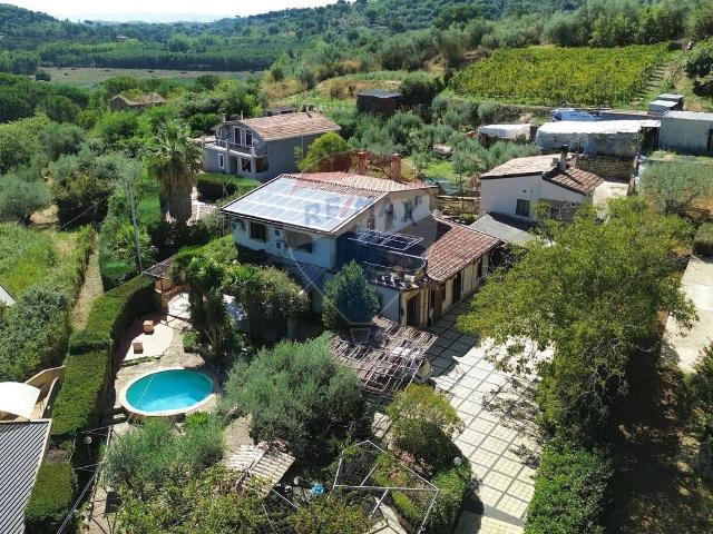 Villa Indipendente in vendita a Piazza, Enna