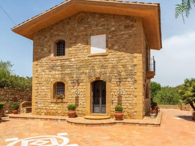 Villa Indipendente in vendita a Piazza, Sicilia
