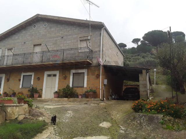 Villa Indipendente in vendita a Piazza, Sicilia