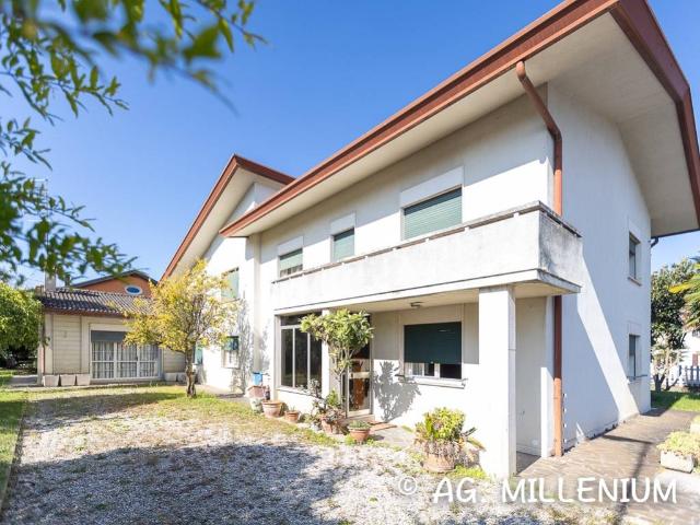 Villa Indipendente in vendita a Piazzola Sul Brenta, Veneto