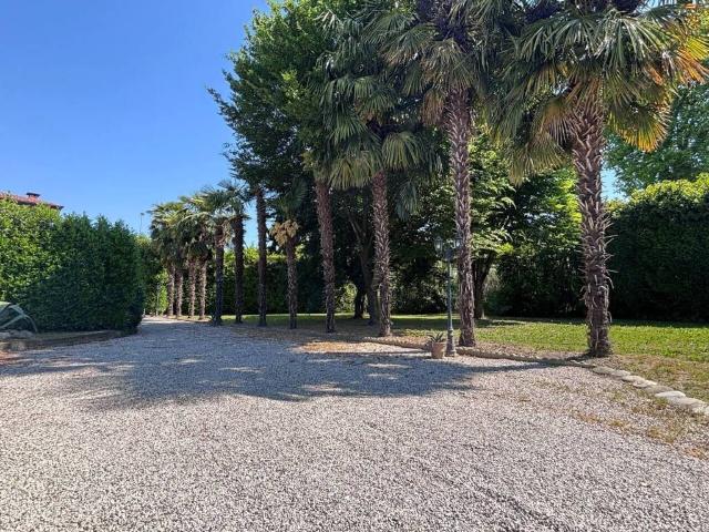 Villa Indipendente in vendita a Piazzola Sul Brenta, Veneto
