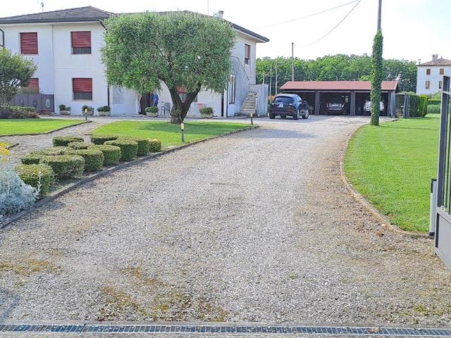 Villa Indipendente in vendita a Piazzola Sul Brenta, Veneto
