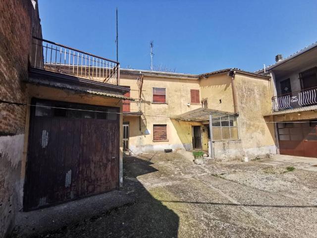 Villa Indipendente in vendita a Pietra De' Giorgi, Lombardia