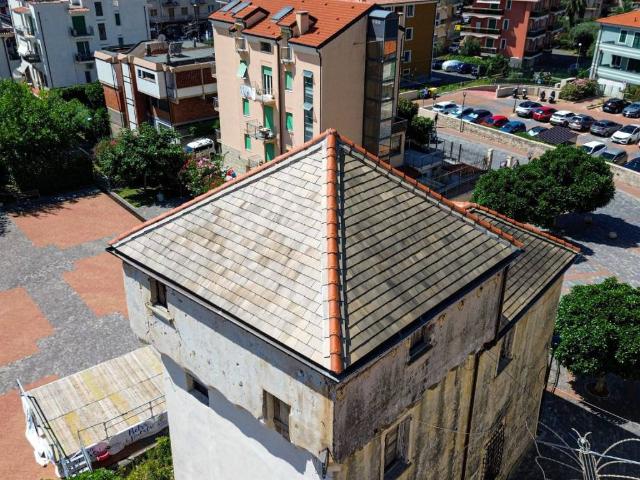 Appartamento in vendita a Pietra Ligure, Liguria