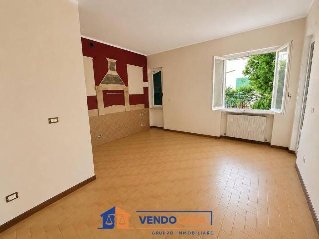 Villa Indipendente in vendita a Pietra Ligure, Liguria
