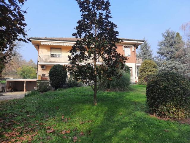 Villa Indipendente in vendita a Piemonte, Alessandria