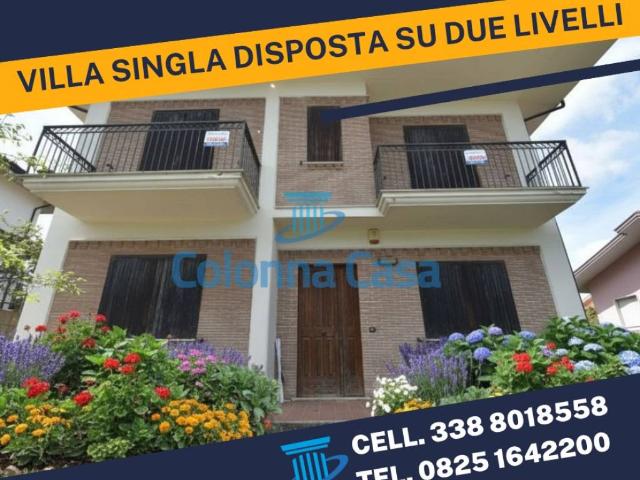 Villa Indipendente in vendita a Santa Elena Irpina, Pietradefusi