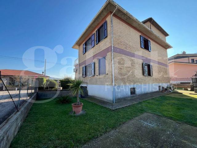 Villa Indipendente in vendita a Pietramelara, Campania