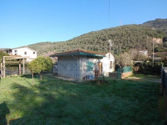 Villa Indipendente in vendita a Tonfano, Toscana