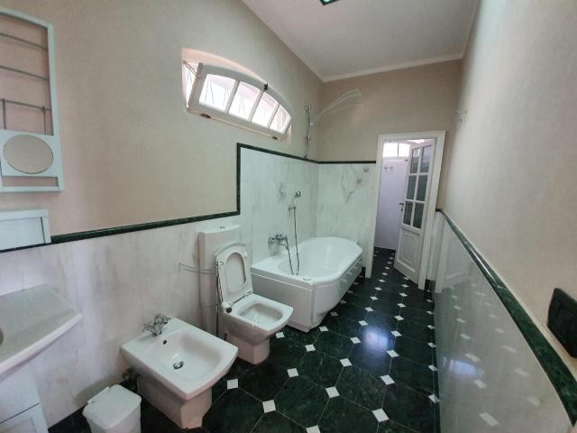 Villa Indipendente in vendita a Tonfano, Toscana