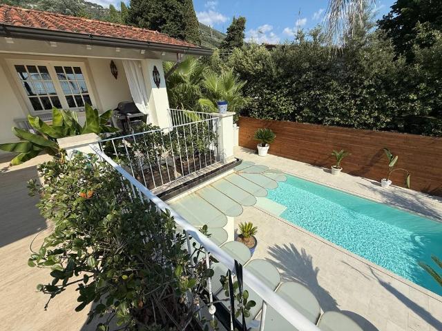 Villa Indipendente in vendita a Tonfano, Toscana