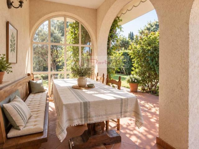 Villa Indipendente in vendita a Tonfano, Toscana