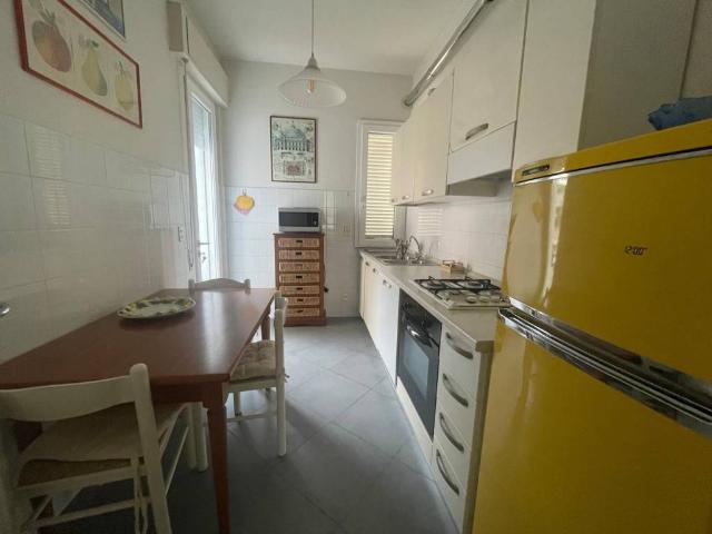 Villa Indipendente in vendita a Tonfano, Toscana