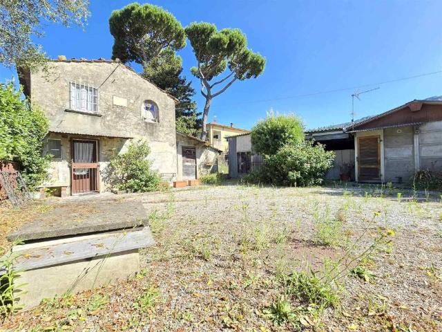 Villa Indipendente in vendita a Tonfano, Toscana