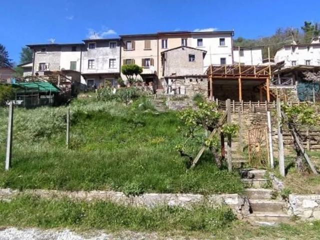 Villa Indipendente in vendita a Tonfano, Toscana