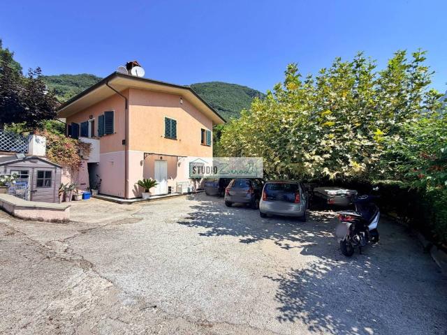 Villa Indipendente in vendita a Tonfano, Toscana