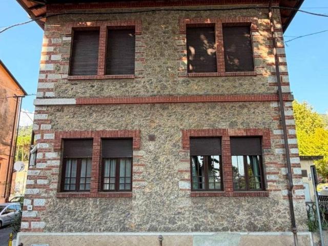 Villa Indipendente in vendita a Tonfano, Toscana