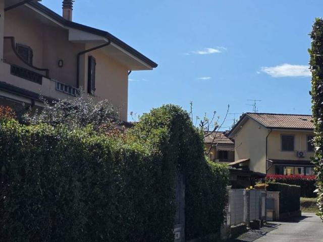 Villa Indipendente in vendita a Tonfano, Toscana