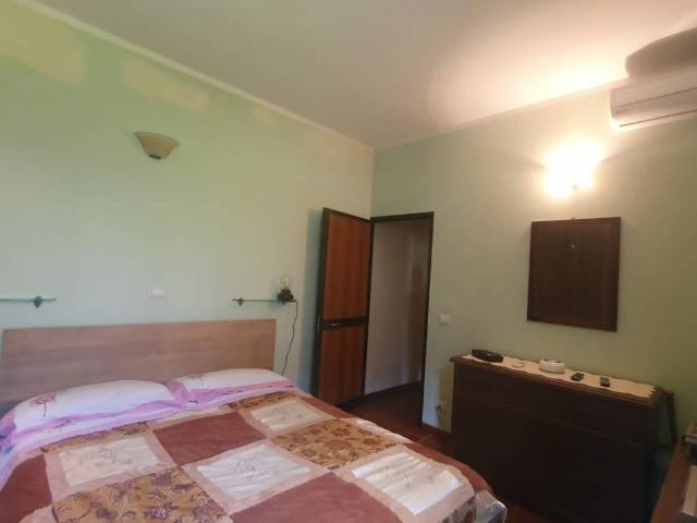 Villa Indipendente in vendita a Tonfano, Toscana