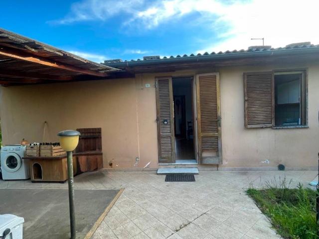 Villa Indipendente in vendita a Tonfano, Toscana