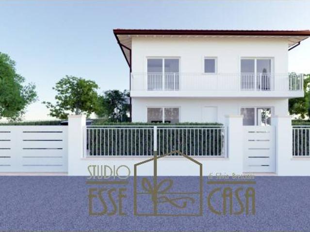 Villa Indipendente in vendita a Tonfano, Toscana