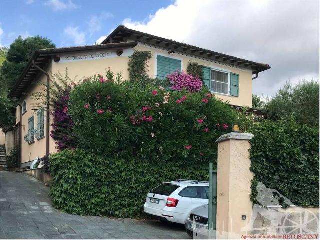 Villa Indipendente in vendita a Tonfano, Toscana