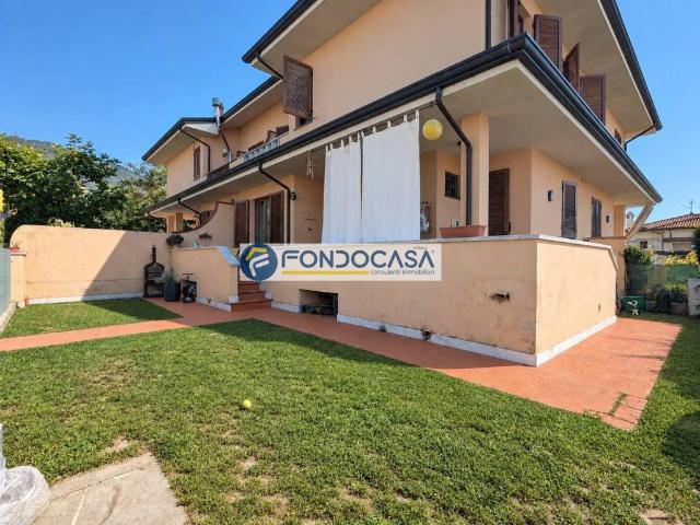 Villa Indipendente in vendita a Ponterosso, Pietrasanta