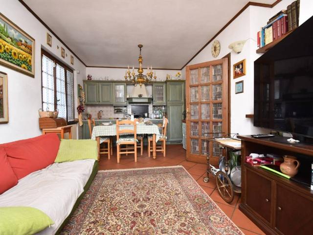 Villa Indipendente in vendita a Tonfano, Toscana