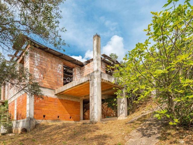 Villa Indipendente in vendita a Tonfano, Toscana